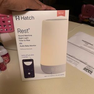 Hatch Rest new never open......